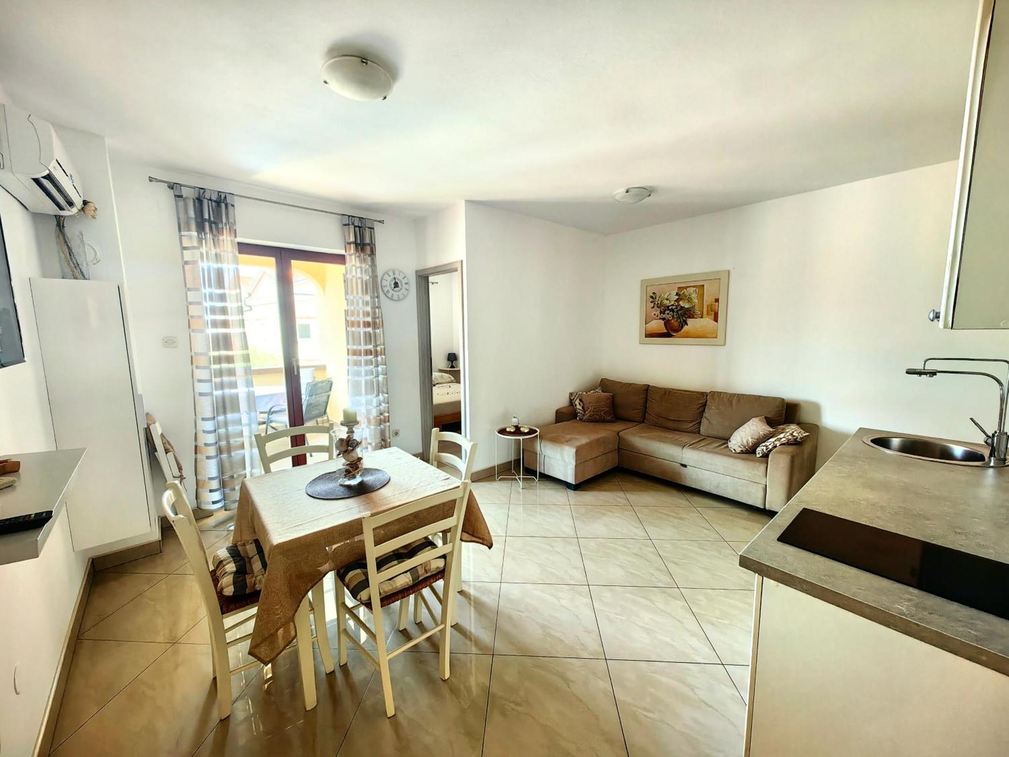 Apartments Lea 2 Malinska Esterno foto